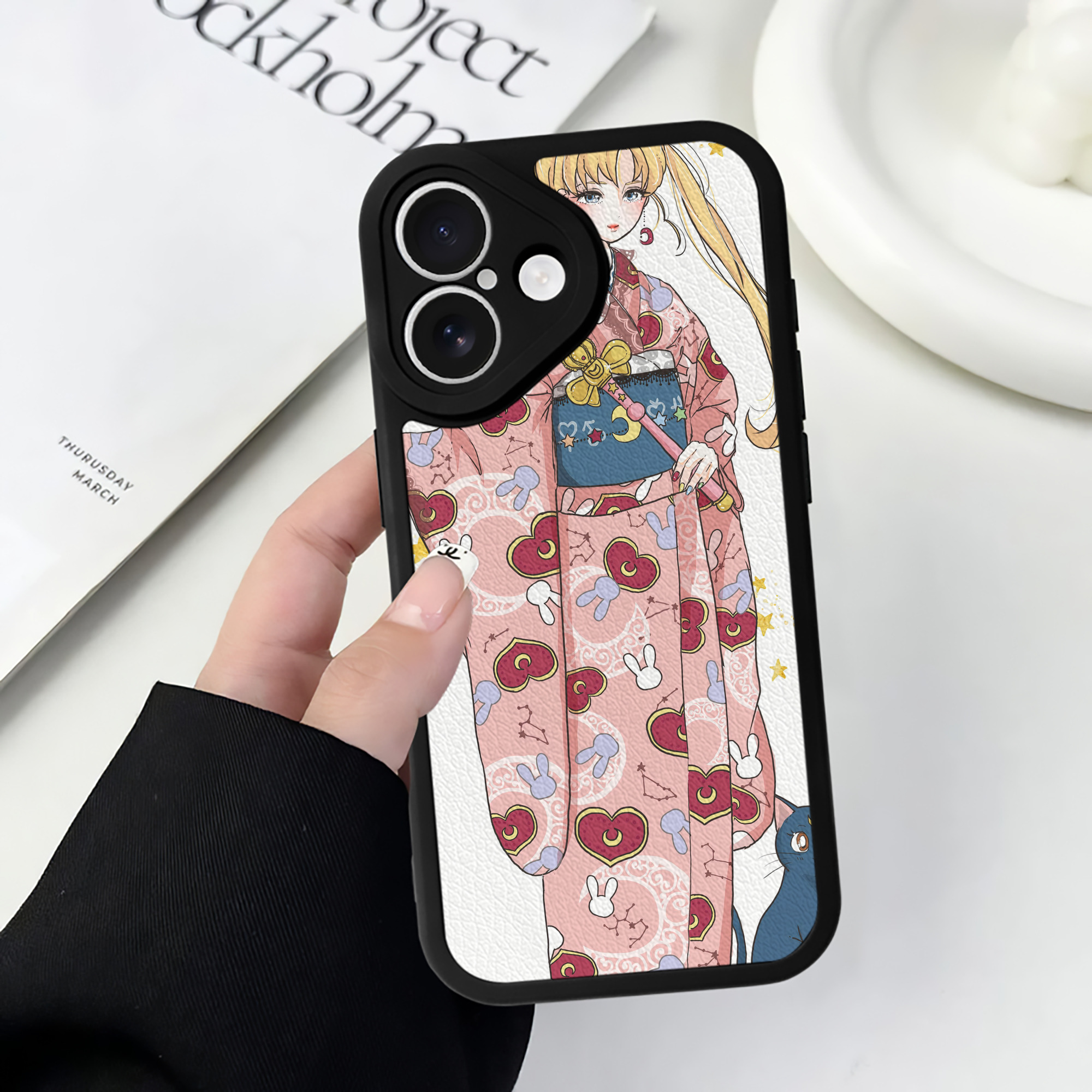 （画像用） 美少女戦士セーラームーン Sailor Moon 【iPhone 16シリーズ対応】シリコンスマホケース（レザー調） 材質：シリコン